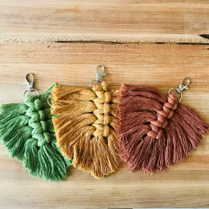 Macrame Leaf Keychain/ Boho Leaf Bag Charm