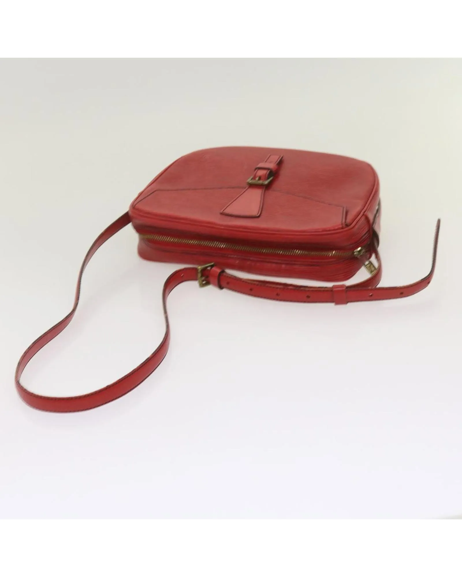 Red Epi Leather Shoulder Bag with Accessory - Vintage LV