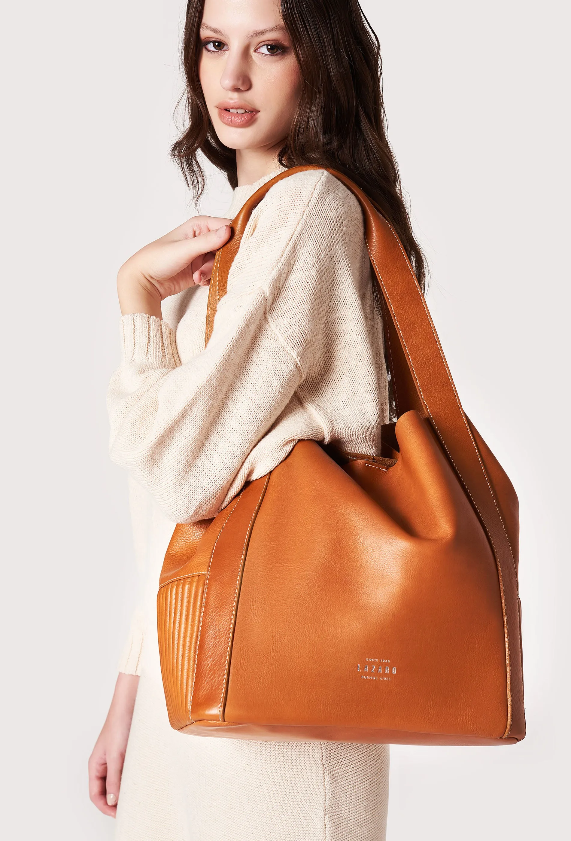 Tan Leather Bucket Bag 'Ushuaia'