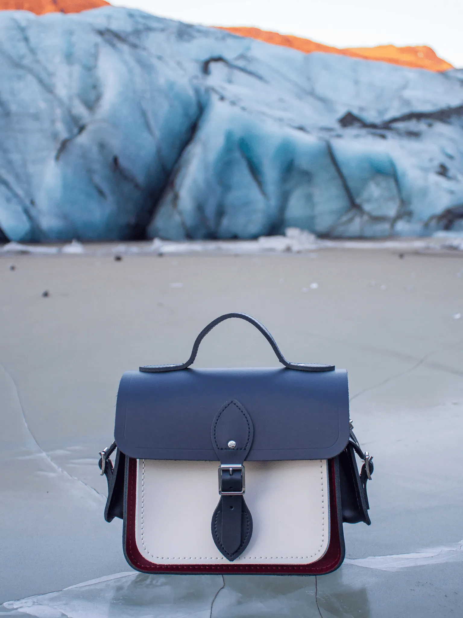 The Traveller -  Clay, Oxblood & Navy